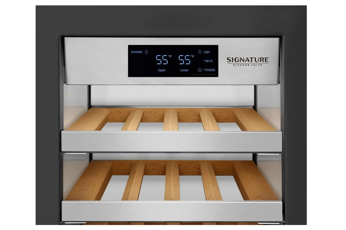 Встраиваемый винный шкаф Signature Kitchen Suite SKSCW183RP под навеску фасадов