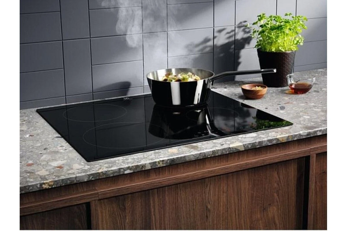 Варочная панель Electrolux LIR60430