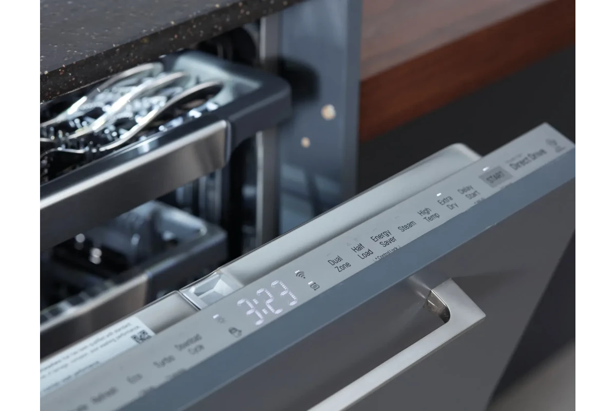 Посудомоечная машина Signature Kitchen Suite SKSDW2402P