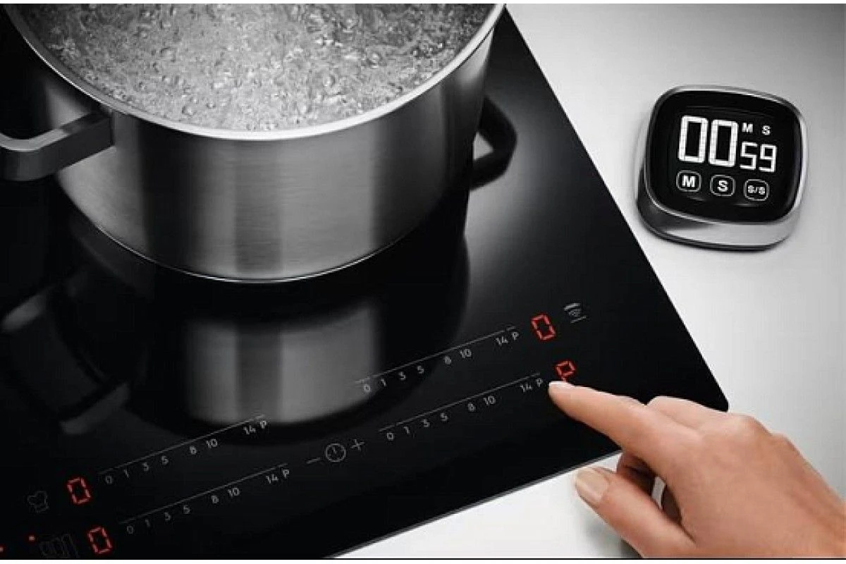 Варочная панель Electrolux CIR60430