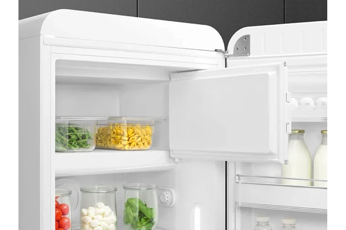 Холодильник Smeg FAB28RWH6