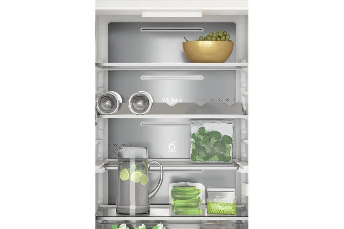 Встраиваемый холодильник Whirlpool WHC20 T593 P