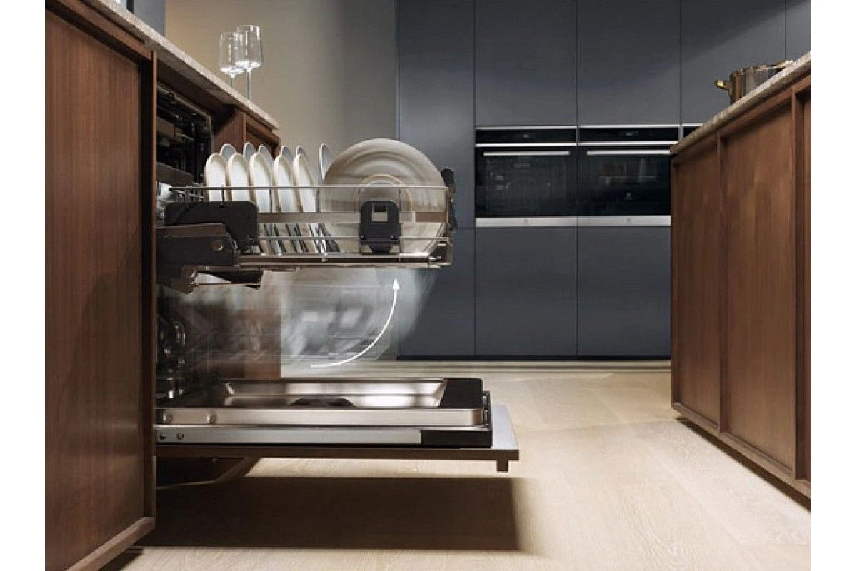 Встраиваемая посудомоечная машина Electrolux KECB8300L