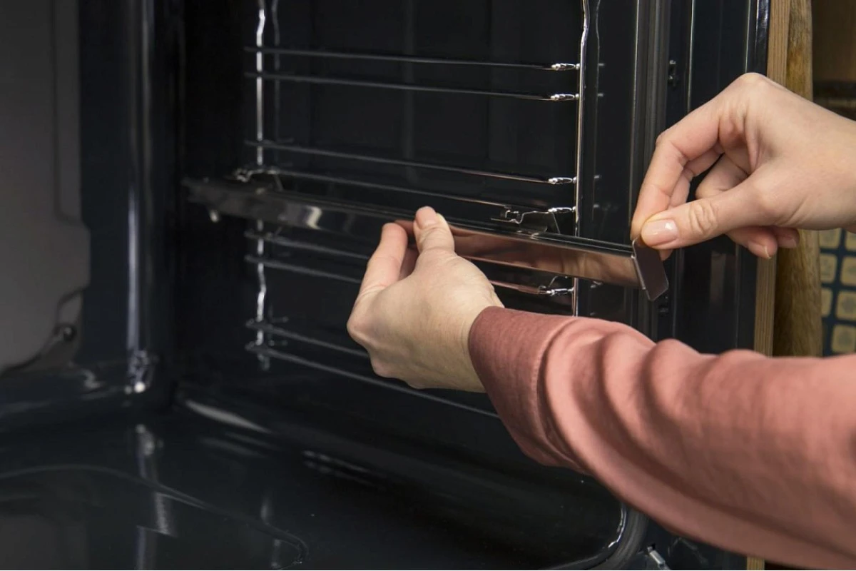 Духовой шкаф Gorenje BO6737E02BG
