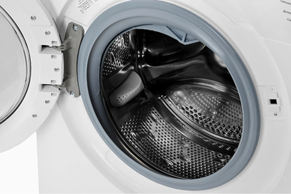 Узкая стиральная машина с сушкой Candy Smart CSW4 365D/2-07