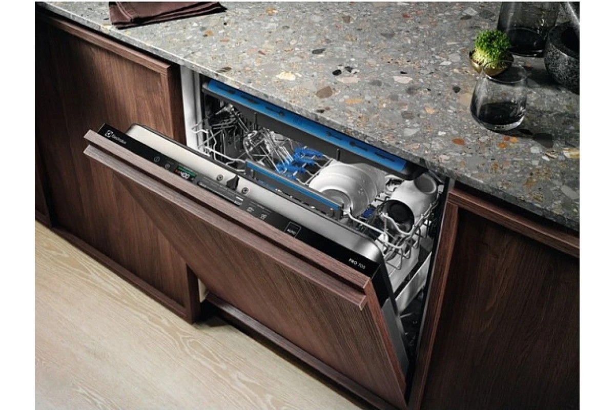 Встраиваемая посудомоечная машина Electrolux EEM48321L
