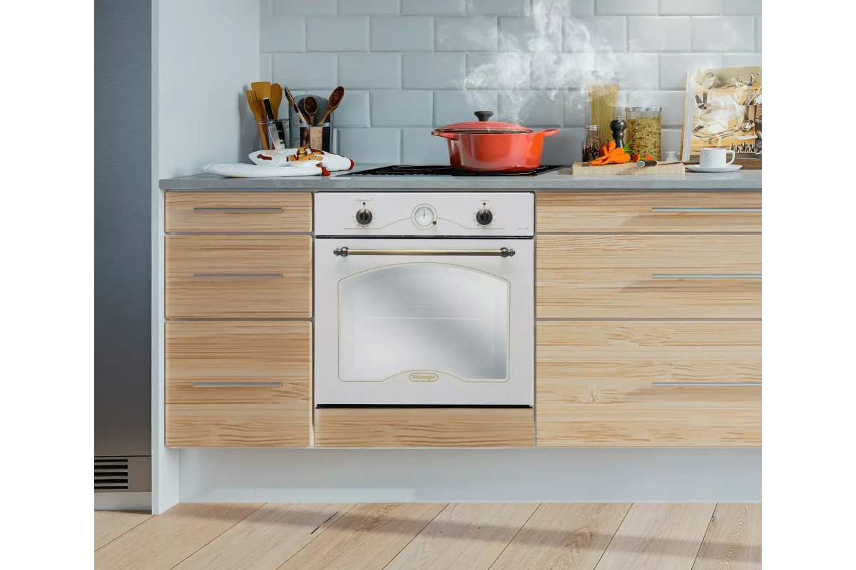 Многофункциональный электрический духовой шкаф DeLonghi CM 6 BA