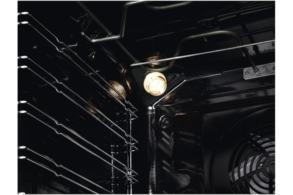Духовой шкаф Electrolux OPEB2640B