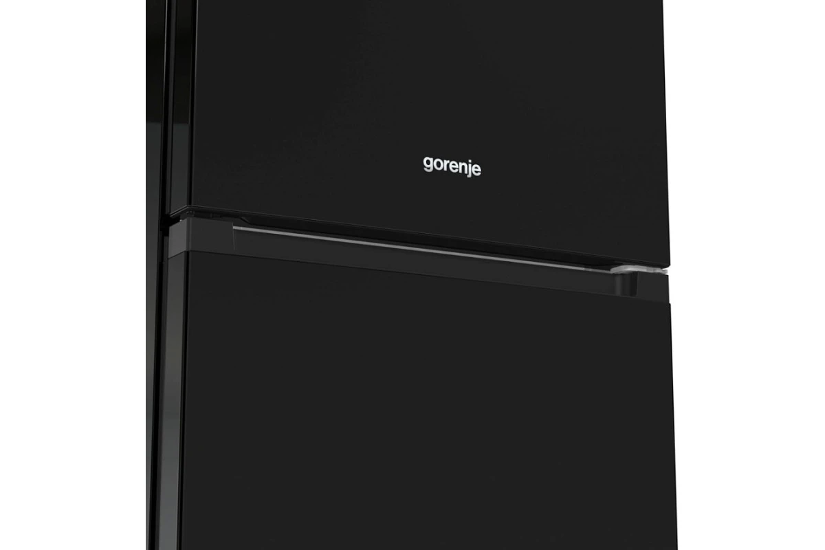 Отдельностоящий двухкамерный холодильник Gorenje NRK6201SYBK