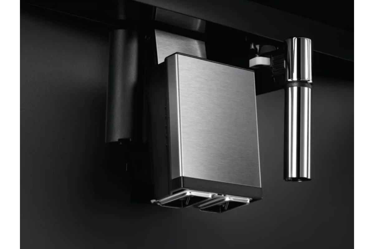 Кофемашина Electrolux KBC85Z