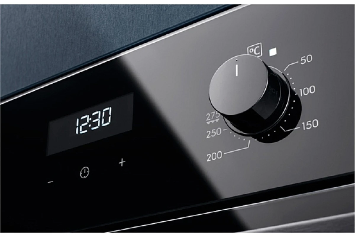 Духовой шкаф Electrolux EOD5C50Z