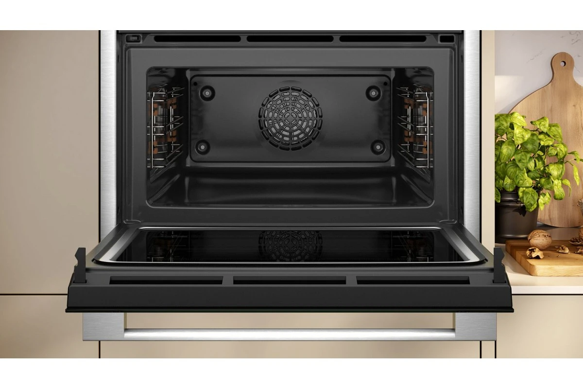 Компактный духовой шкаф с микроволнами Neff C24MR21N0