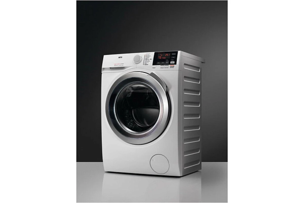 Стиральная машина AEG L7WBGO49S
