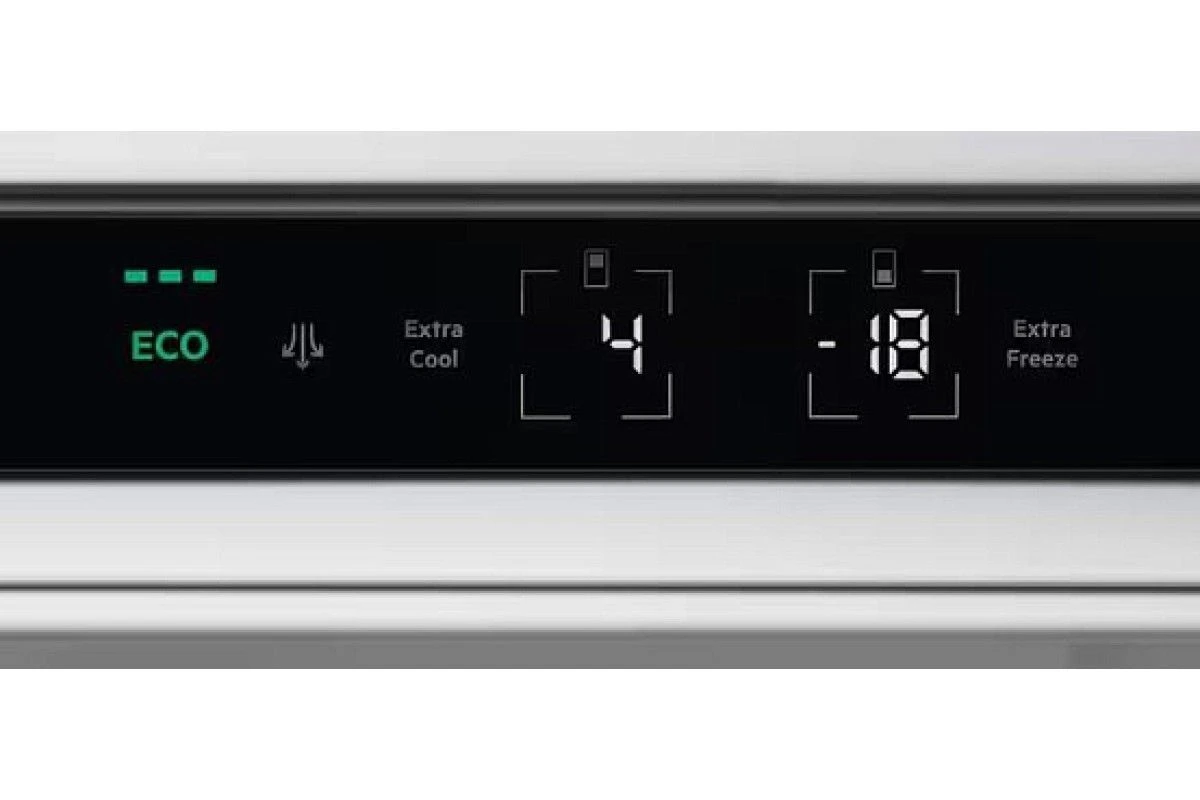 Встраиваемый холодильник Electrolux LNG7TE18S