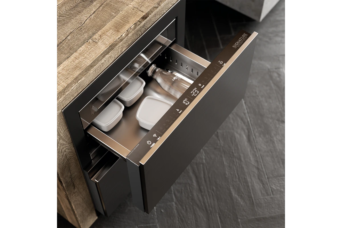 Холодильник Signature Kitchen Suite SKSUD2402E