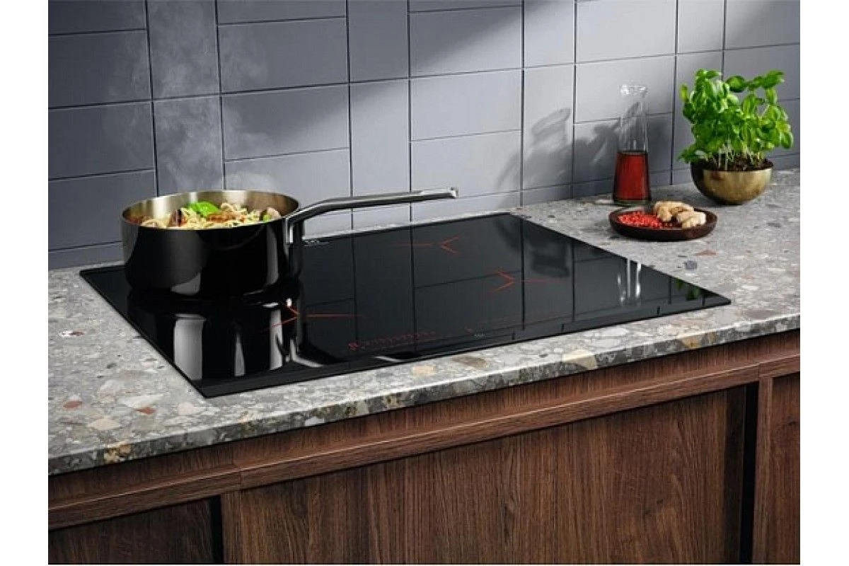 Варочная панель Electrolux EIP 6446