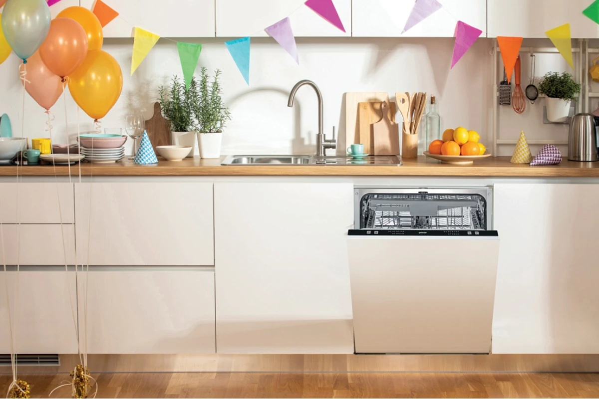 Встраиваемая посудомоечная машина Gorenje GV62212