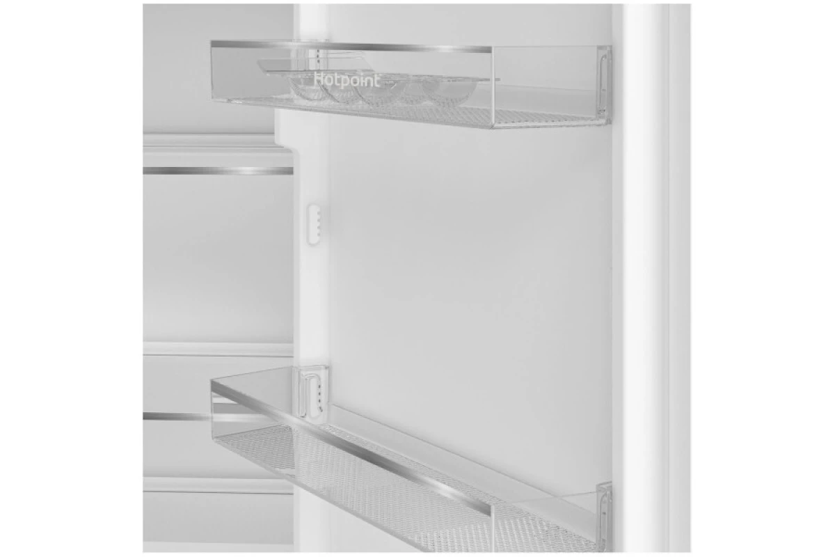 Встраиваемый холодильник Hotpoint-Ariston HBH 18