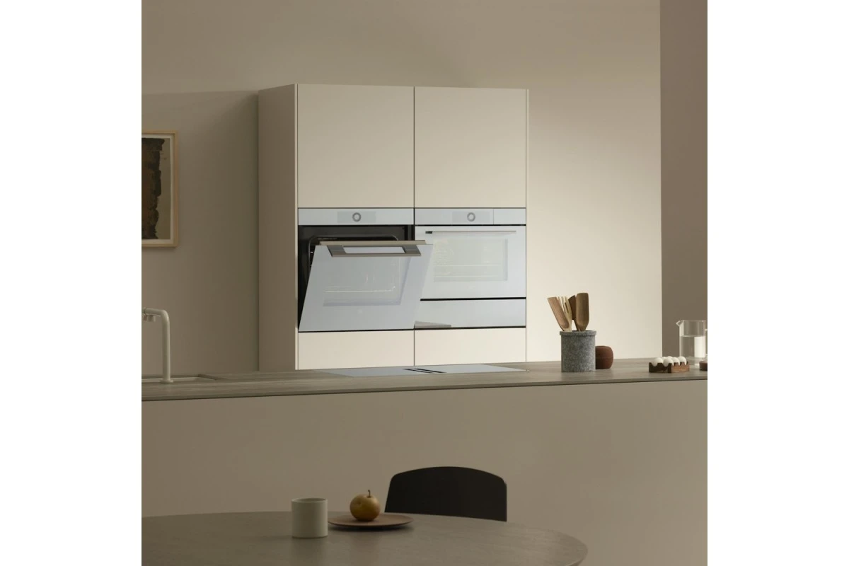 Духовой шкаф V-ZUG Combair V6000 60 черное стекло/AutoDoor C6T-21068