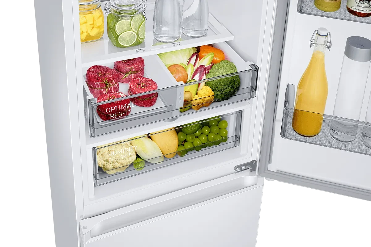 Холодильник Samsung RB36T774F белого цвета