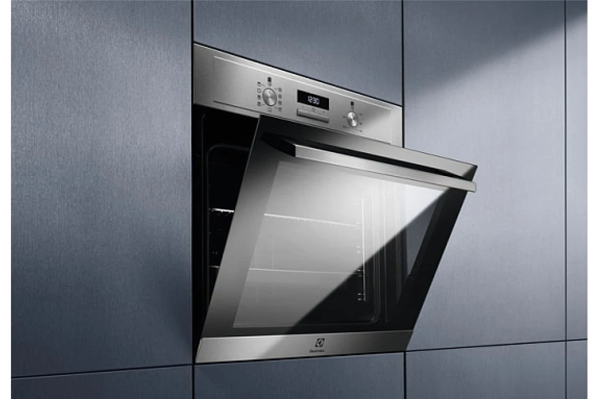 Духовой шкаф Electrolux EOF3H50BX