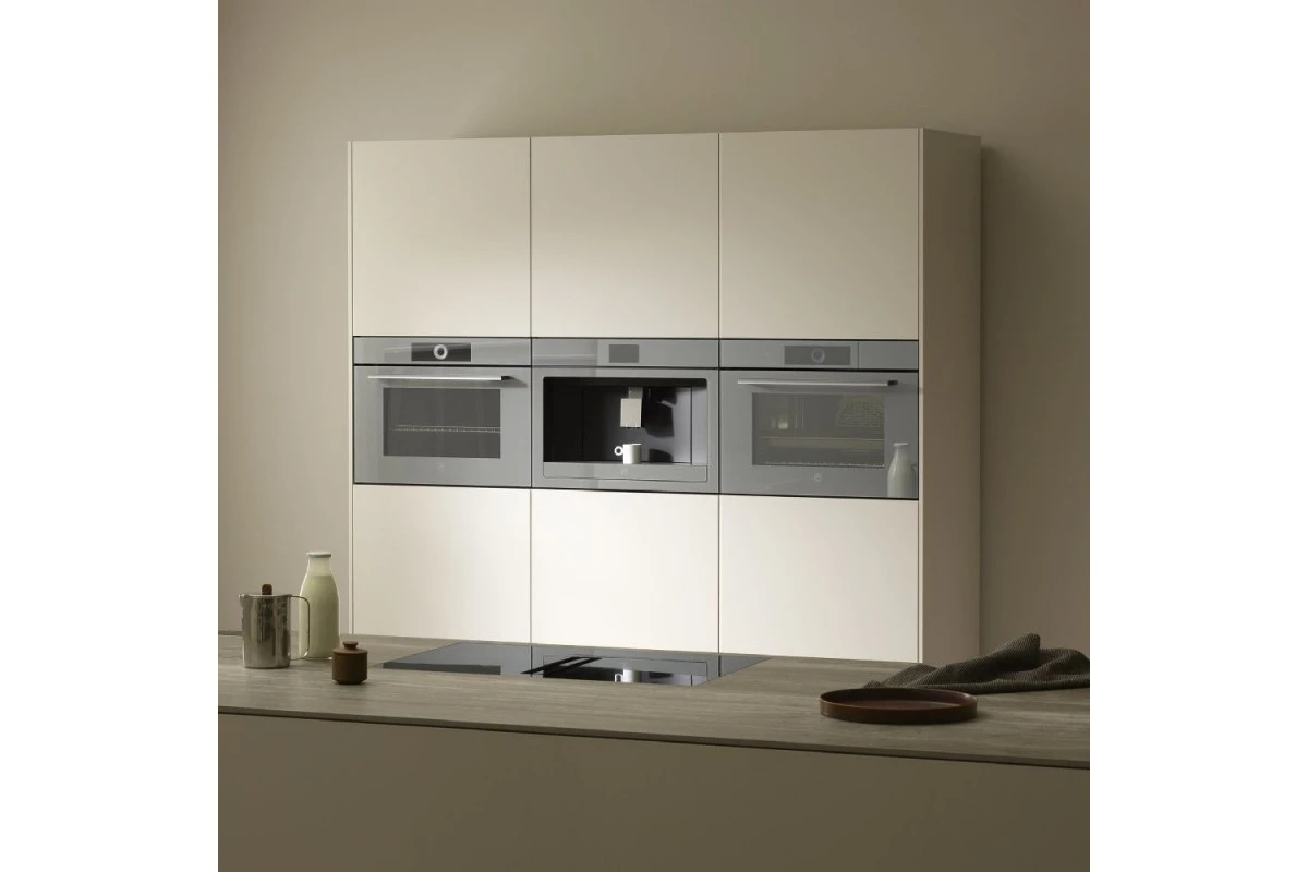 Кофемашина V-ZUG CoffeeCenter V6000 45 платиновое стекло COC6T-25005