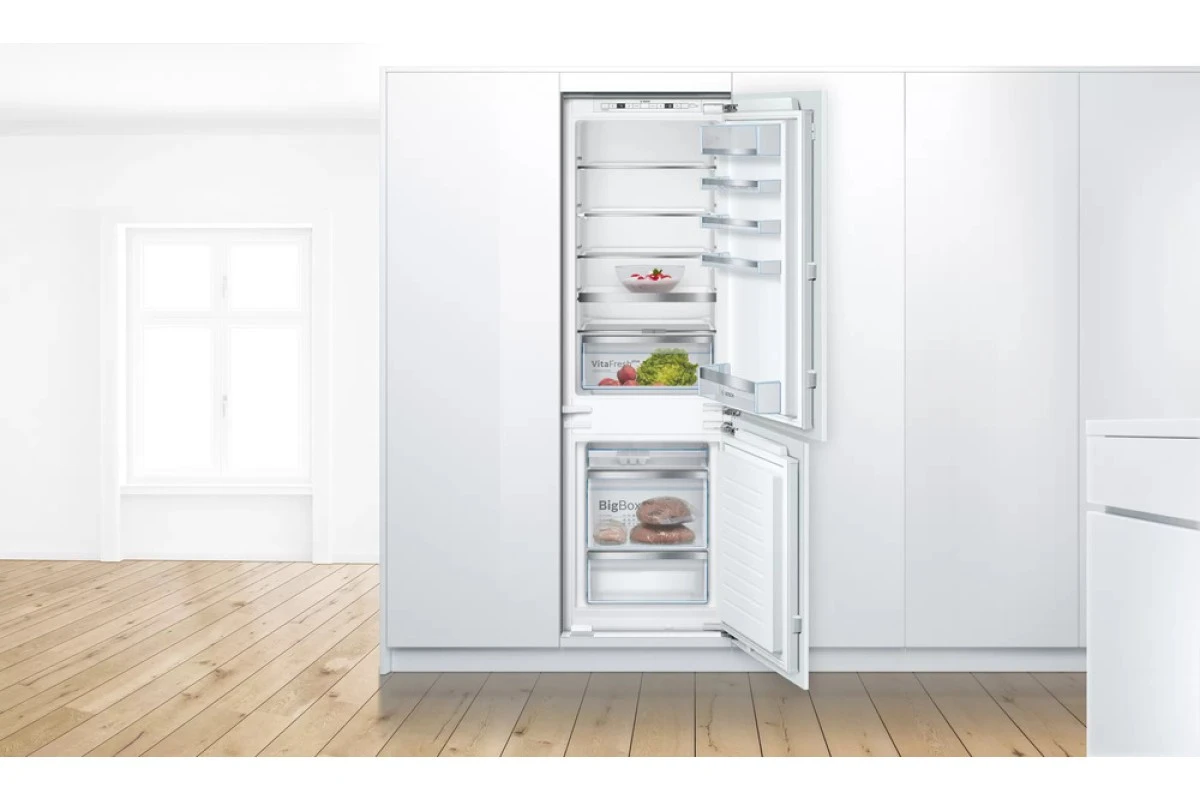 Встраиваемый двухкамерный холодильник Bosch KIS86AFE0