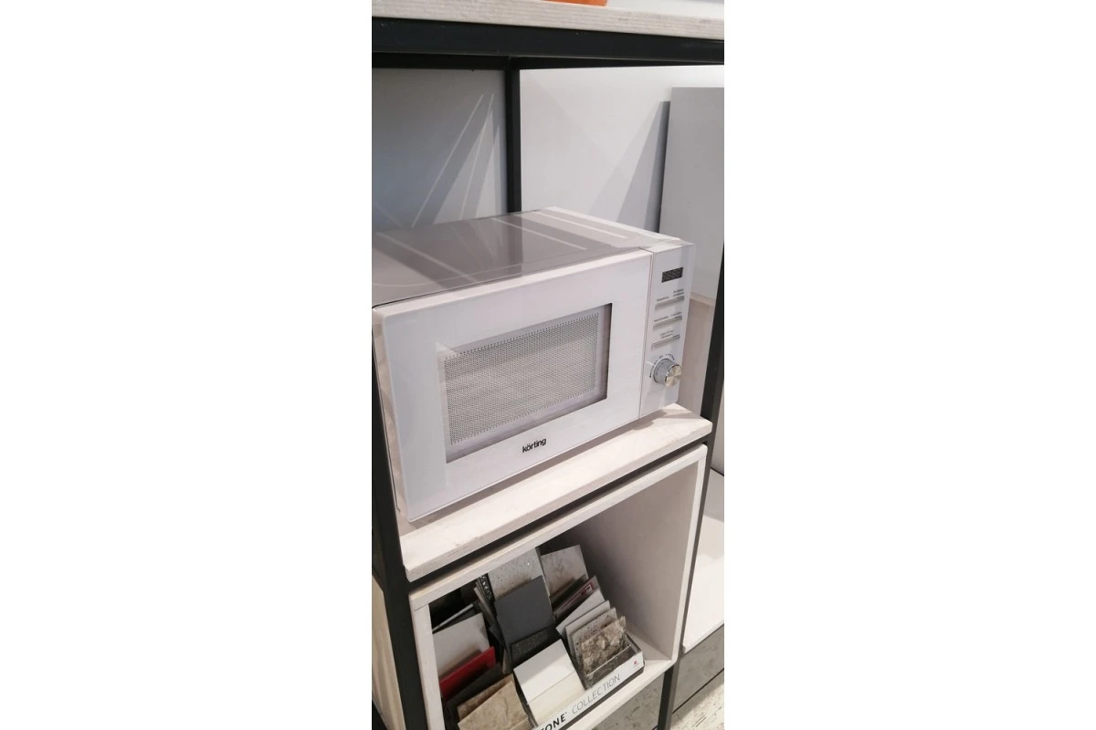 Микроволновая печь Korting KMO 820 GW
