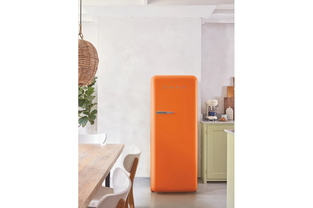 Холодильник Smeg FAB28ROR6