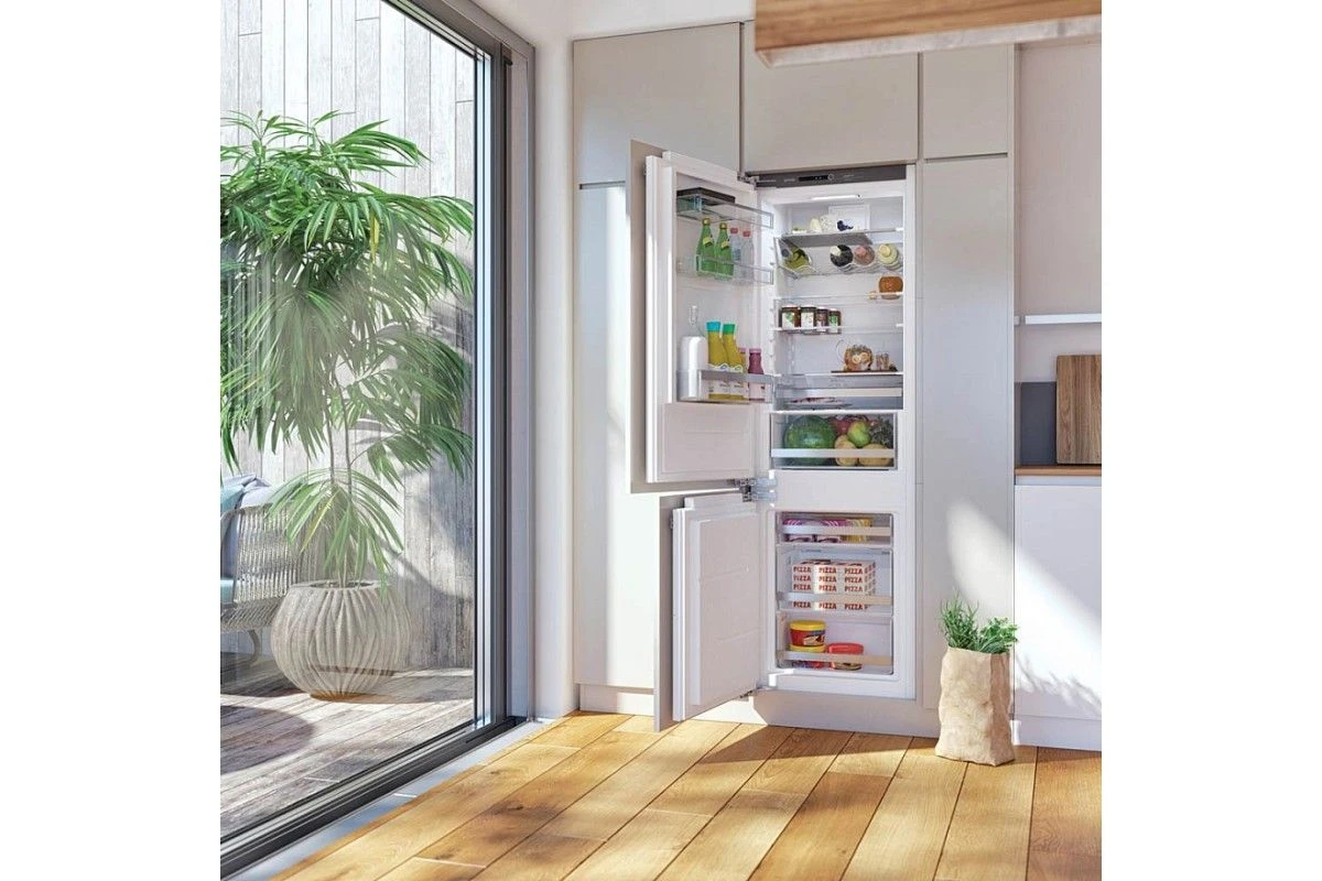 Встраиваемый двухкамерный холодильник Gorenje NRKI4182A1