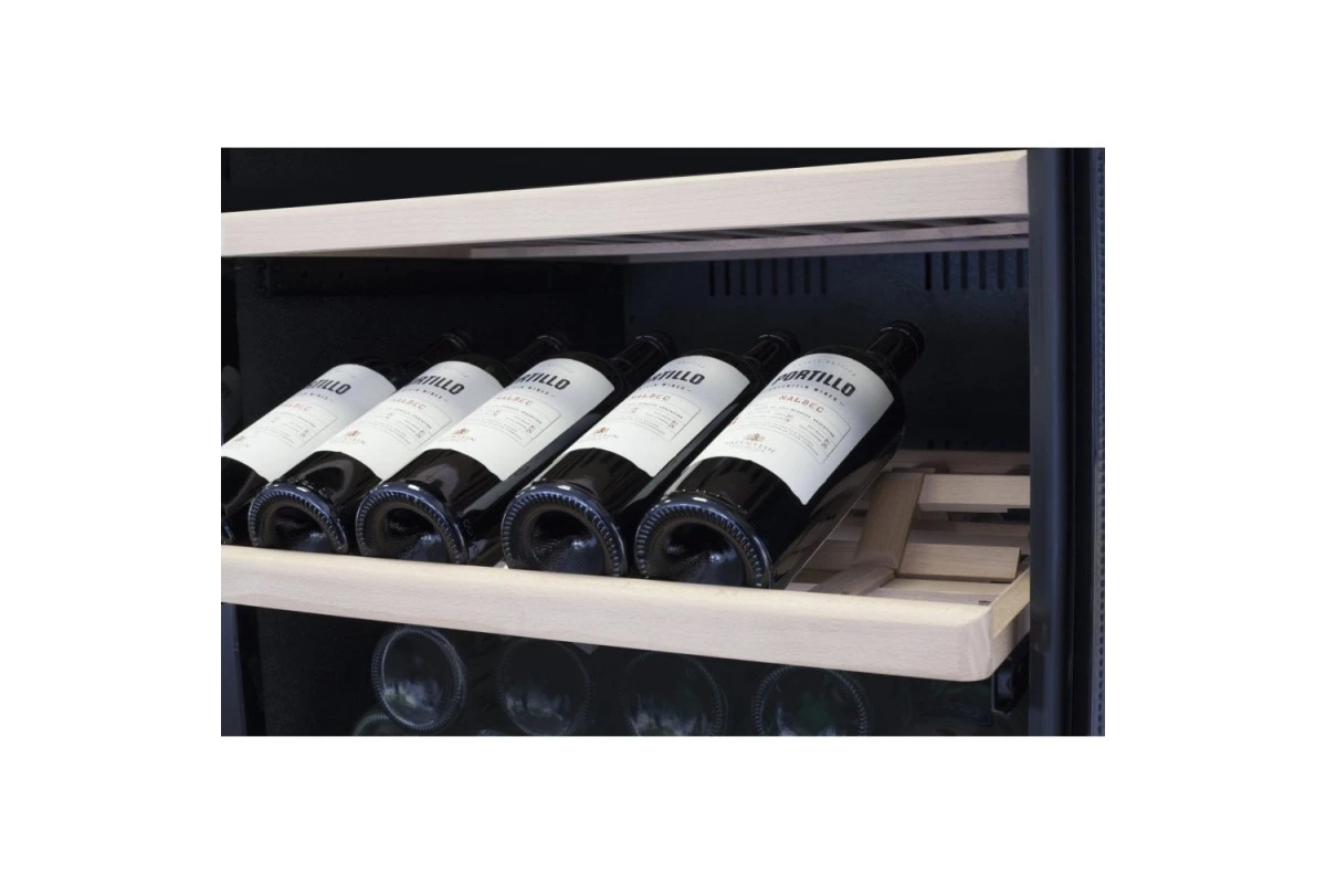 Винный шкаф Caso WineChef Pro 180