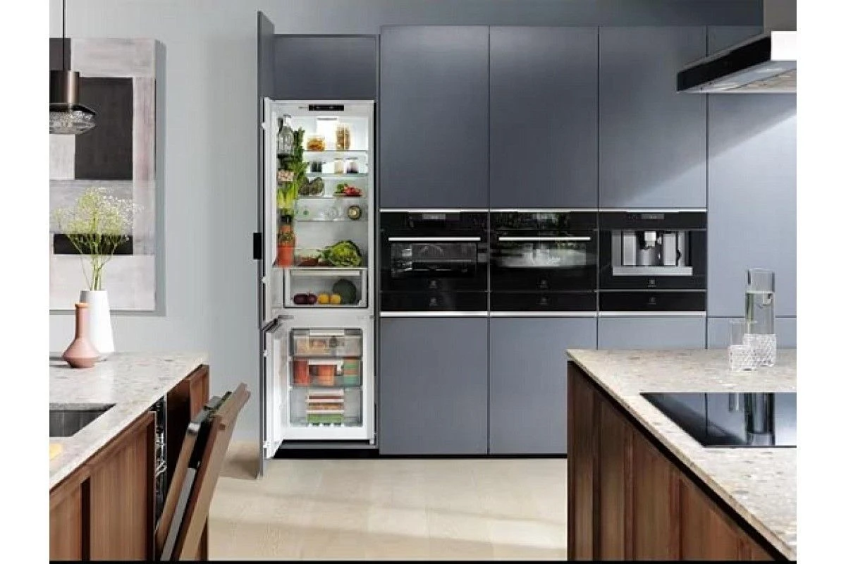 Встраиваемая посудомоечная машина Electrolux KECA7305L