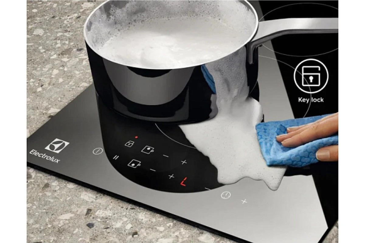 Варочная панель Electrolux LIT 30230 C
