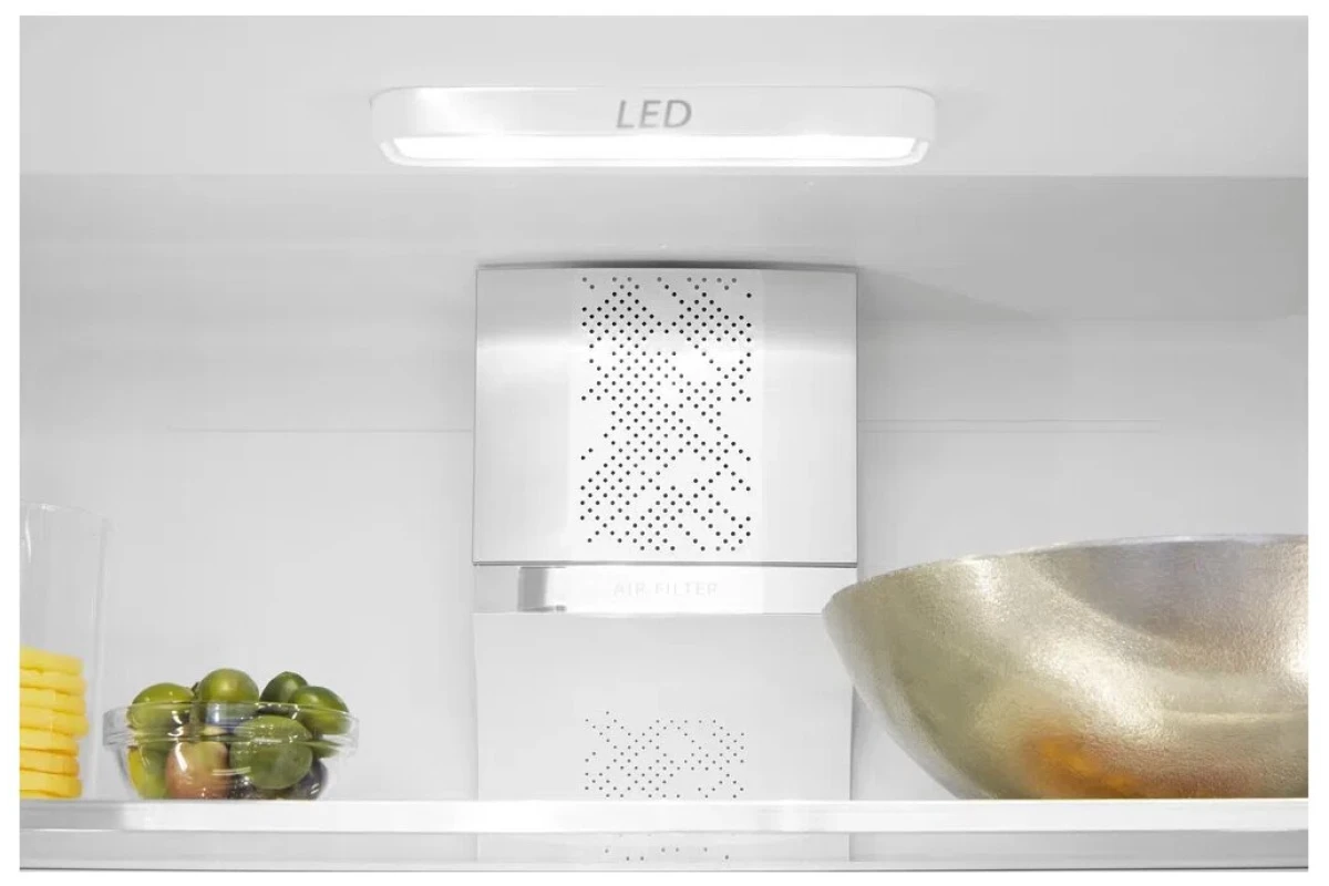 Встраиваемый холодильник Whirlpool SP40 802 EU