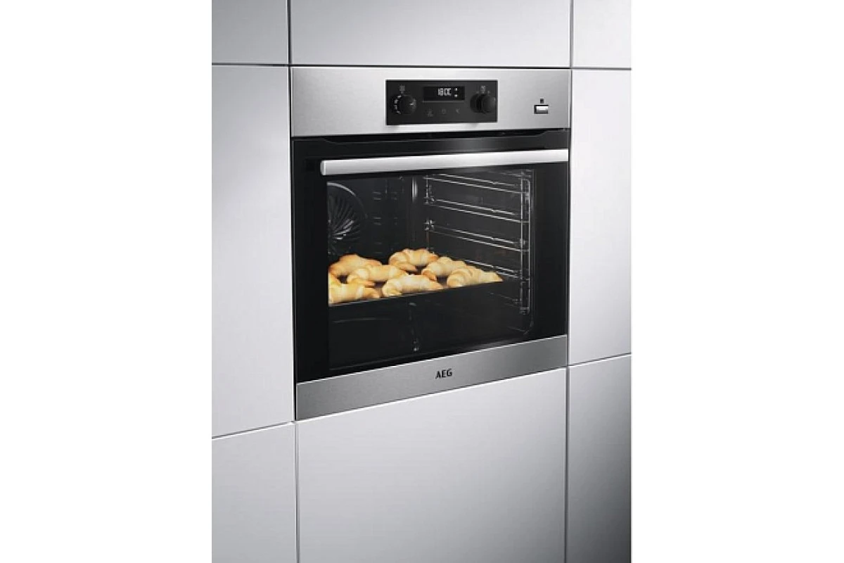 Духовой шкаф AEG BPB355020M