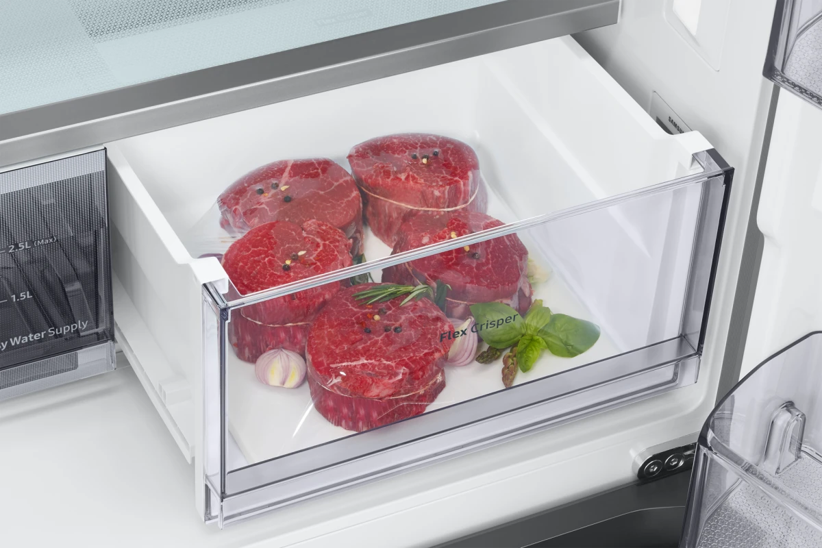 Многодверный холодильник Samsung Bespoke RF9000AZ c Triple Cooling RF60A91R18A/WT