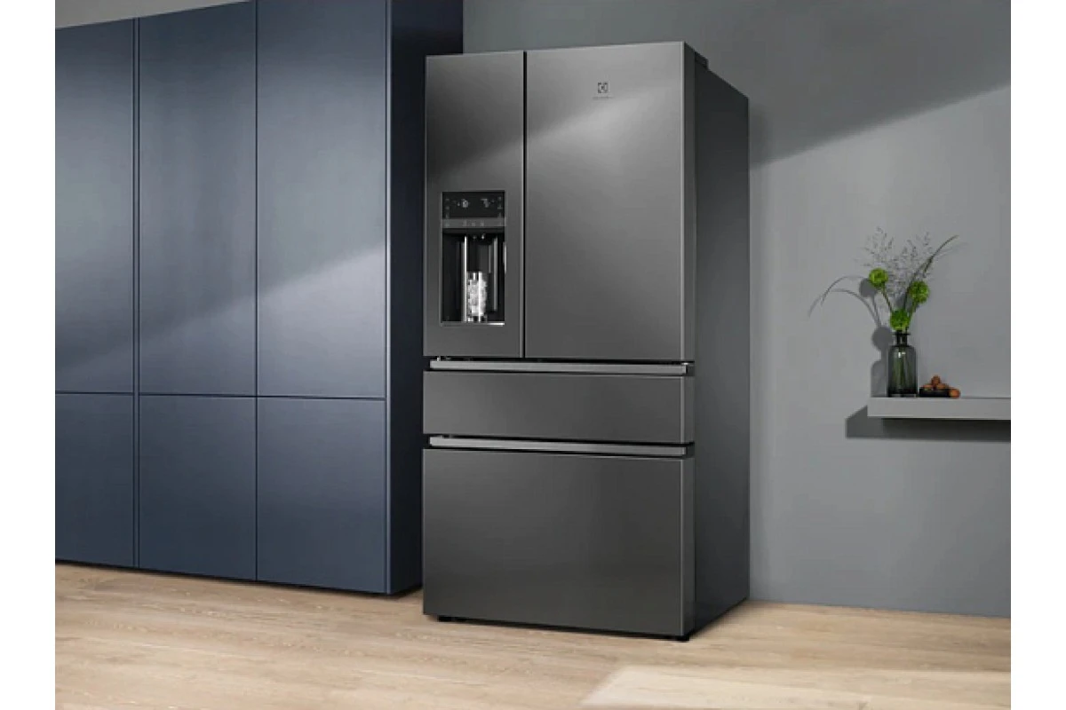 Холодильник Electrolux LLI9VF54X0