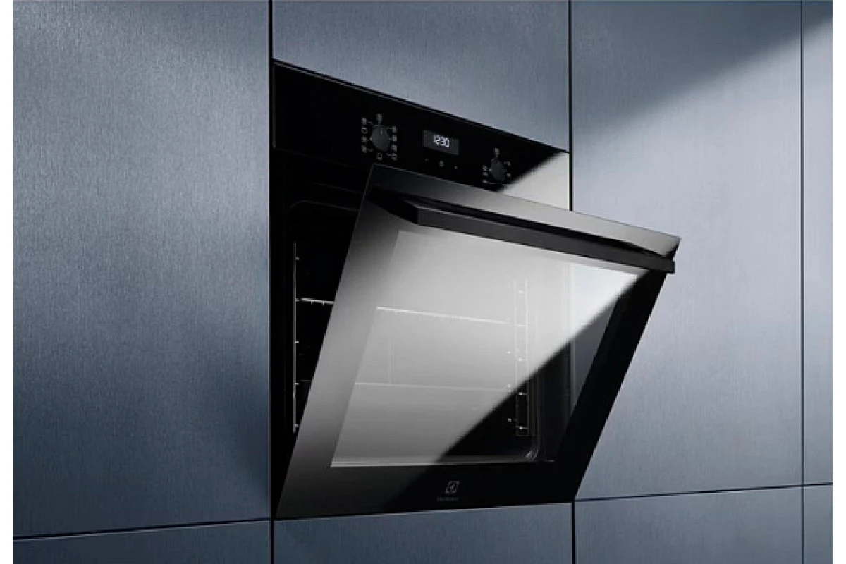 Духовой шкаф Electrolux EOD5C70BZ
