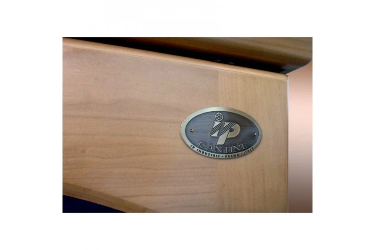 Винный шкаф IP Industrie CEX 151 RU
