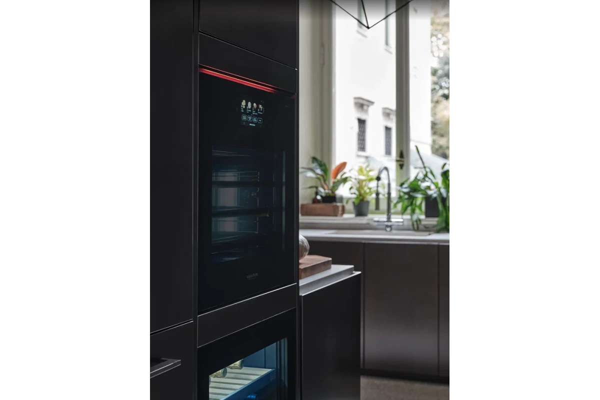 Духовой шкаф Signature Kitchen Suite SKSOV2411S с паром
