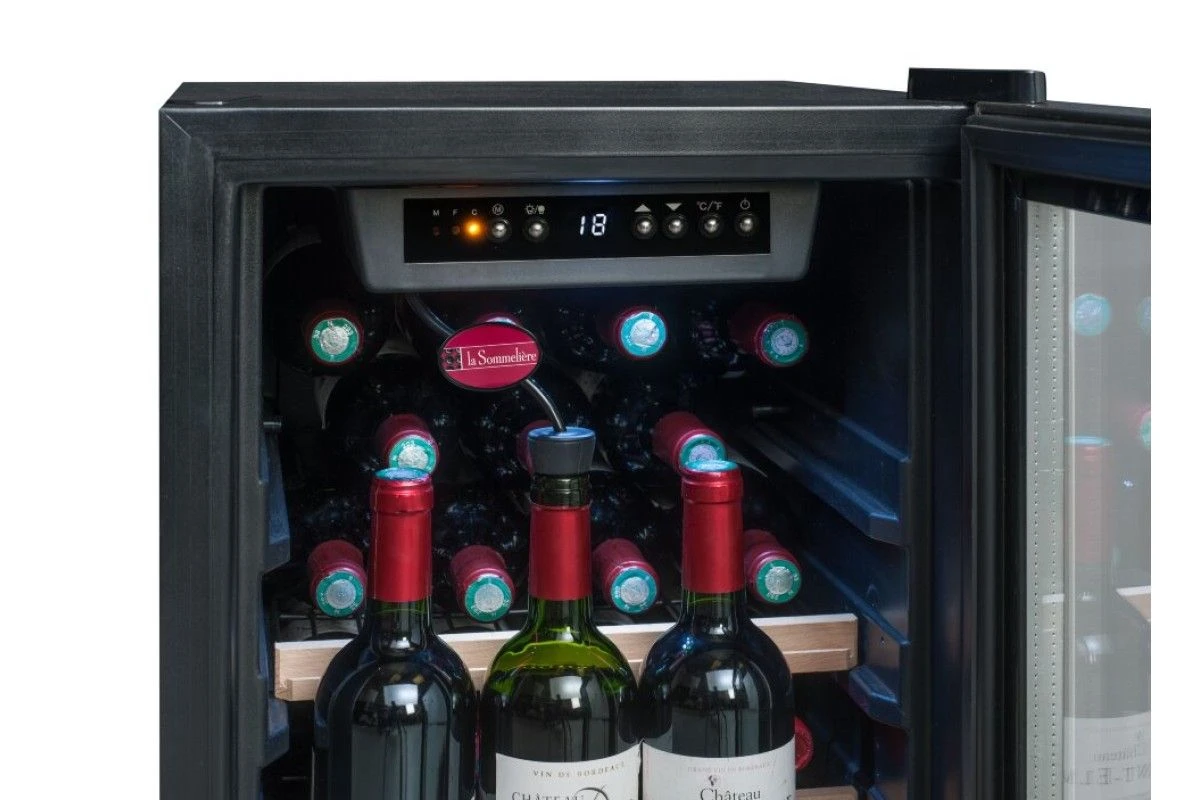 Монотемпературный шкаф La Sommeliere LS38A