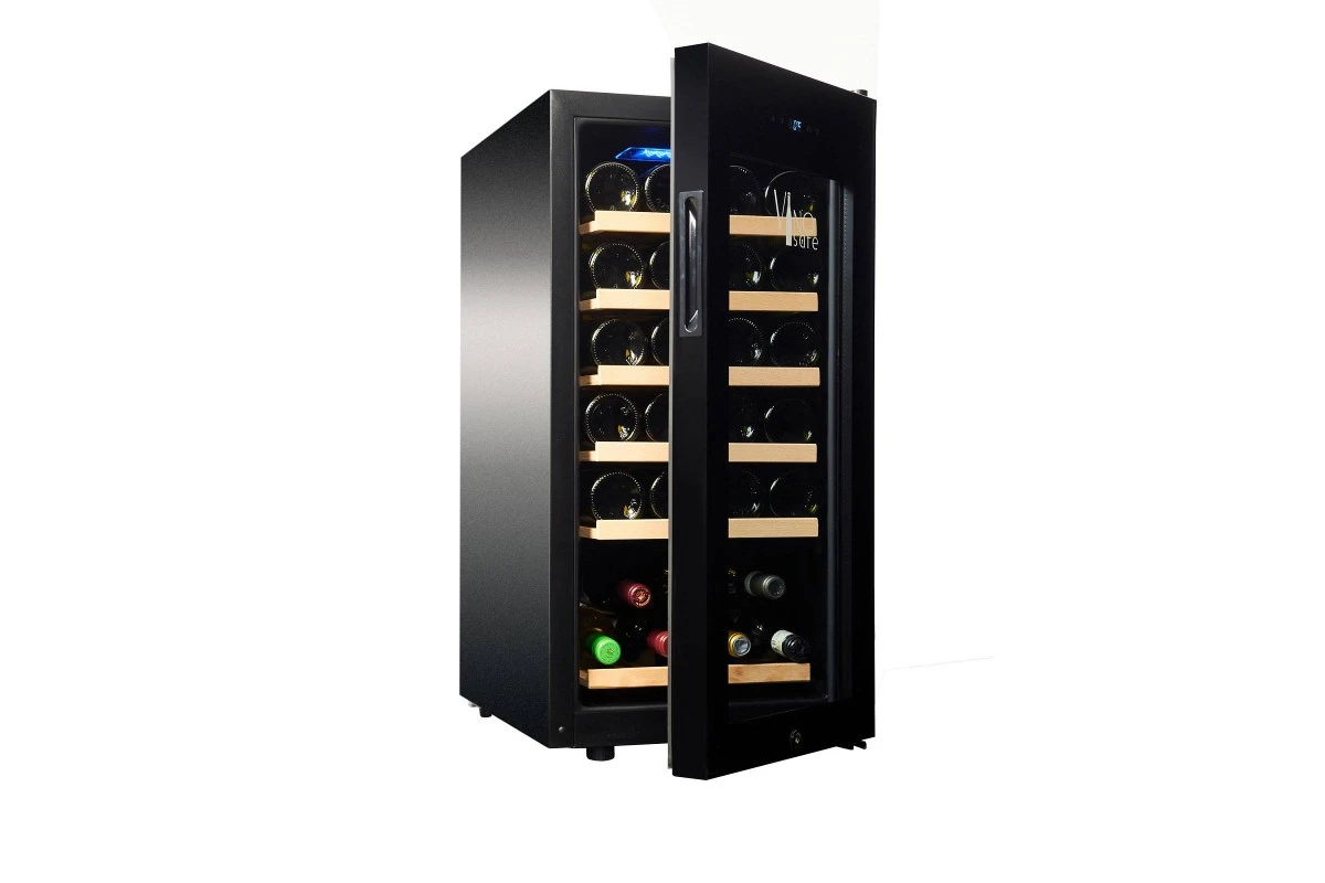 Однозонный шкаф Vinosafe VSF32AM
