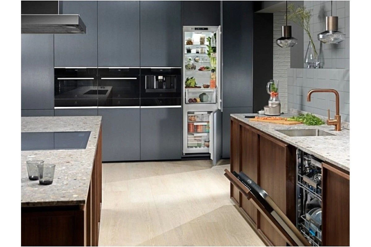 Встраиваемая посудомоечная машина Electrolux KECB7310L
