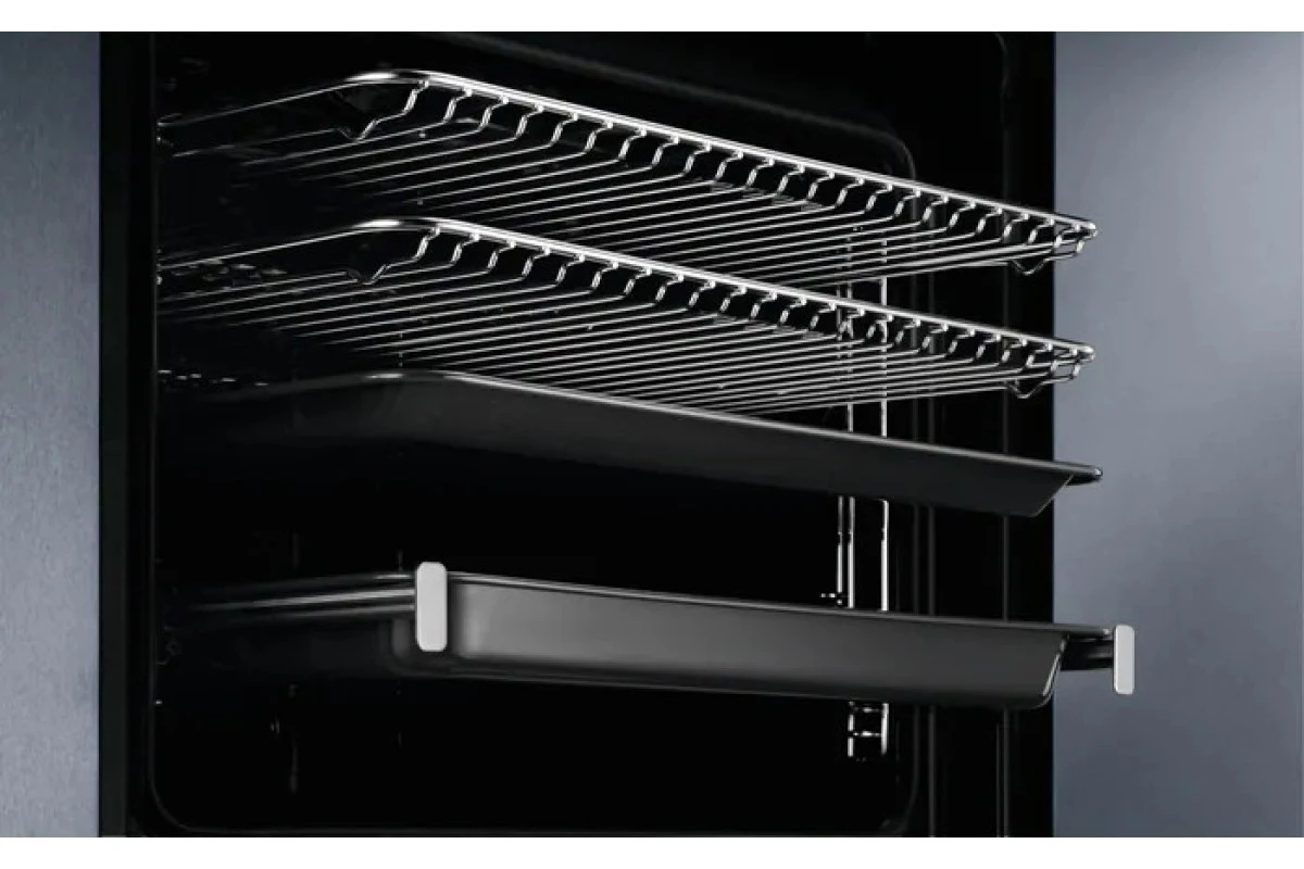 Духовой шкаф Electrolux KOAAS31CX
