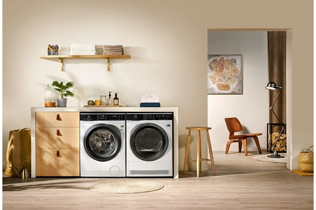 Сушильная машина Electrolux EW9H1R89B