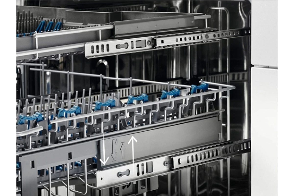 Встраиваемая посудомоечная машина Electrolux EEA913100L