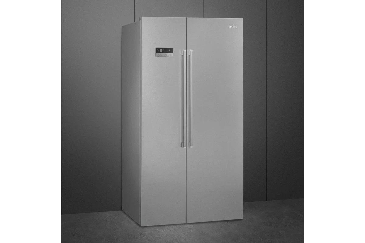 Холодильник Smeg SBS63XDF