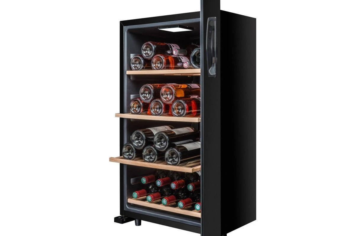 Монотемпературный шкаф La Sommeliere LS52BLACK