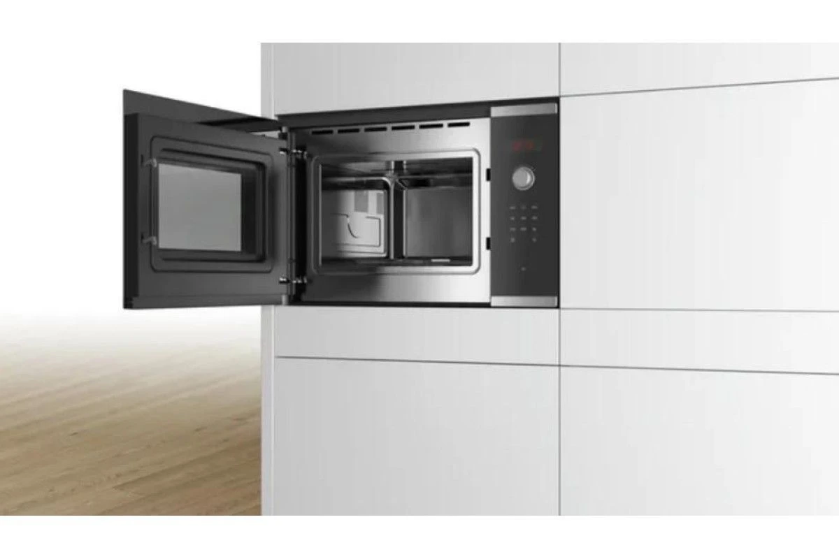 Встраиваемая микроволновая печь Bosch BFL553MS0