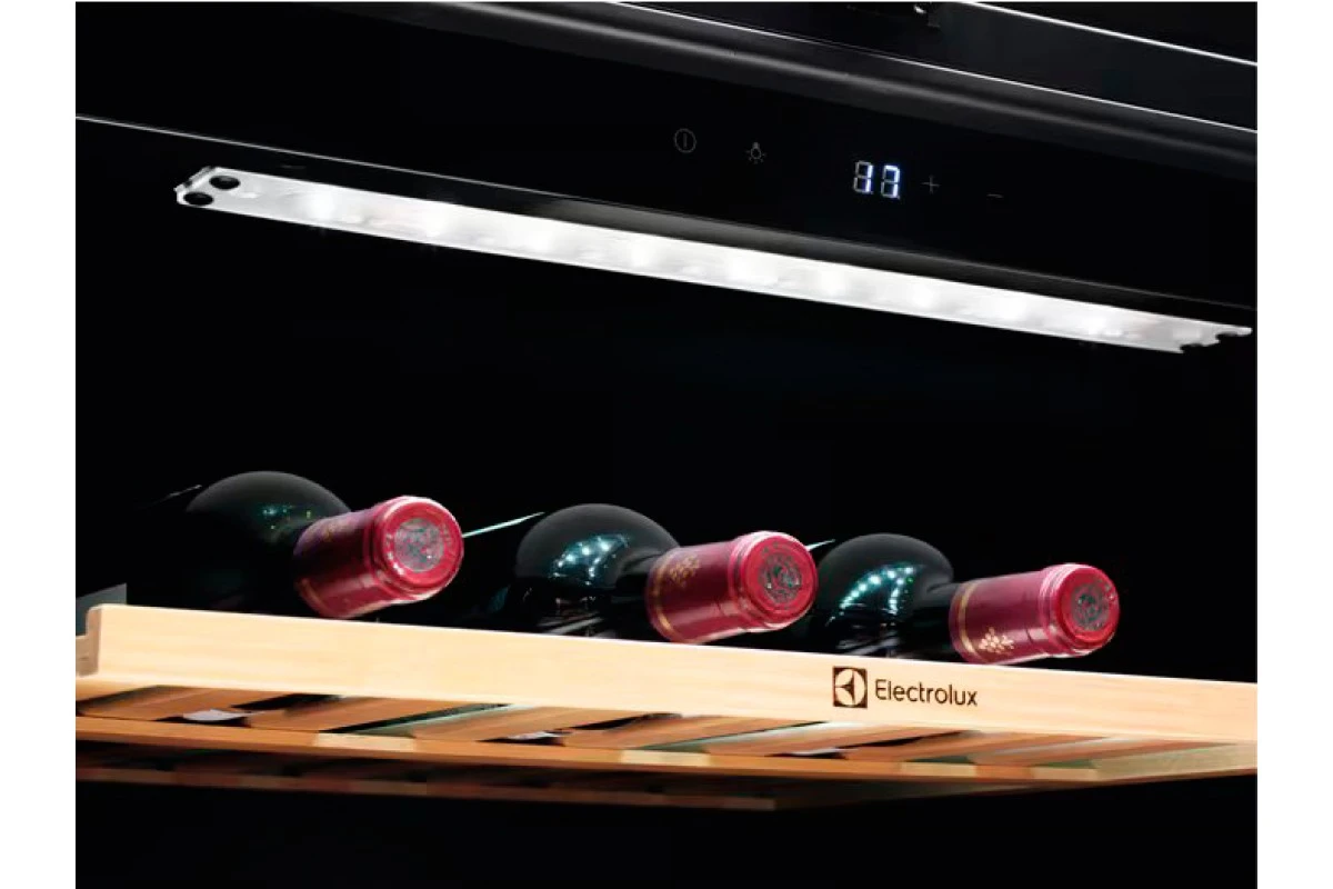 Встраиваемый винный шкаф Electrolux EWS4052B5B